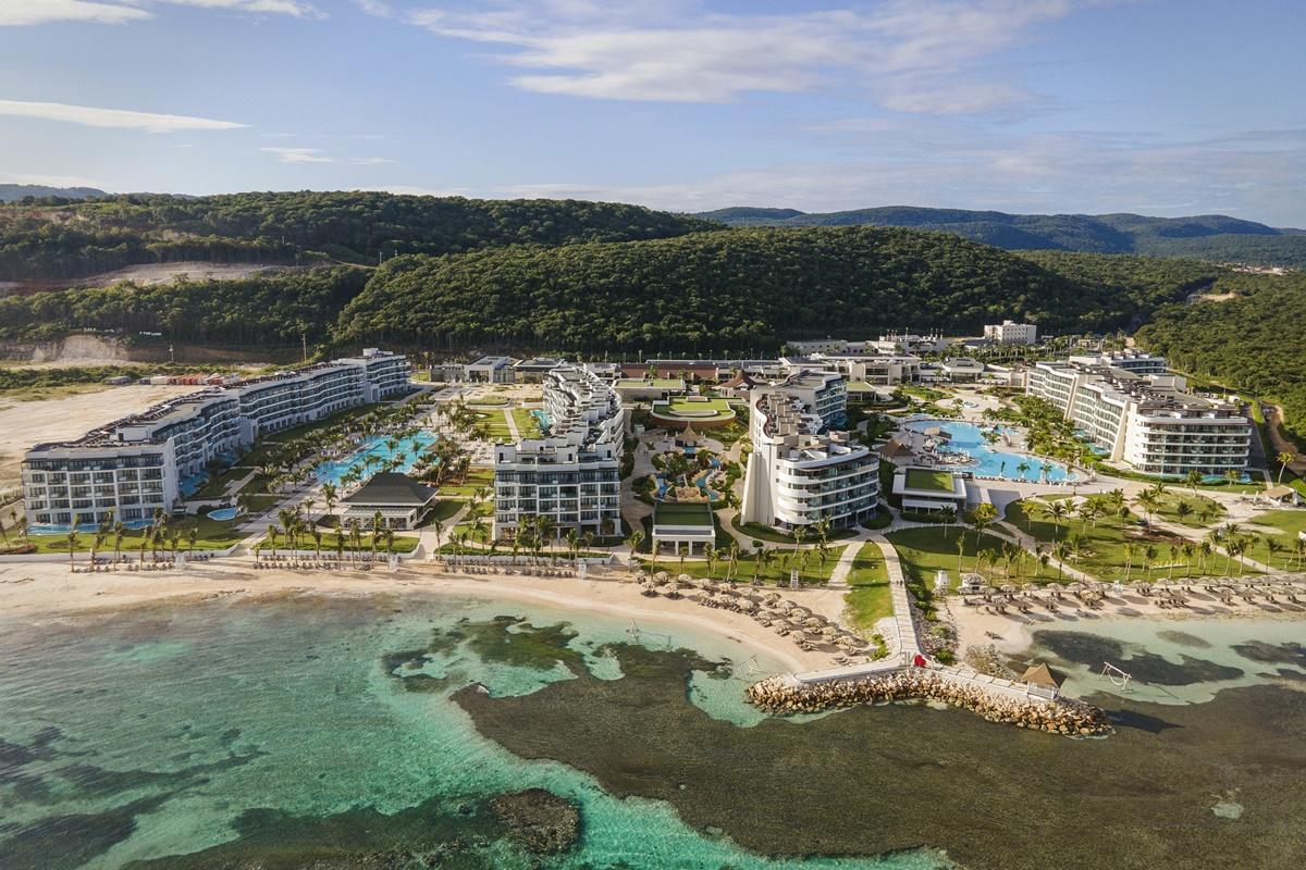 Ocean Eden Bay (Adults Only) Hotel Spring Rises Exterior photo Aerial view of the resort