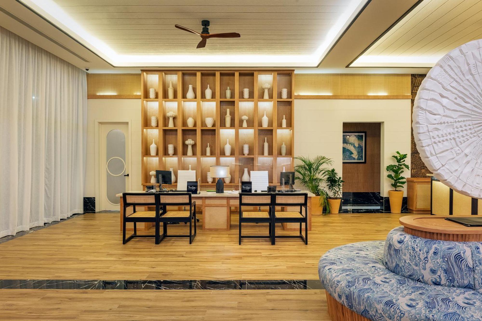 Ocean Eden Bay (Adults Only) Hotel Spring Rises Exterior photo The lobby of the hotel